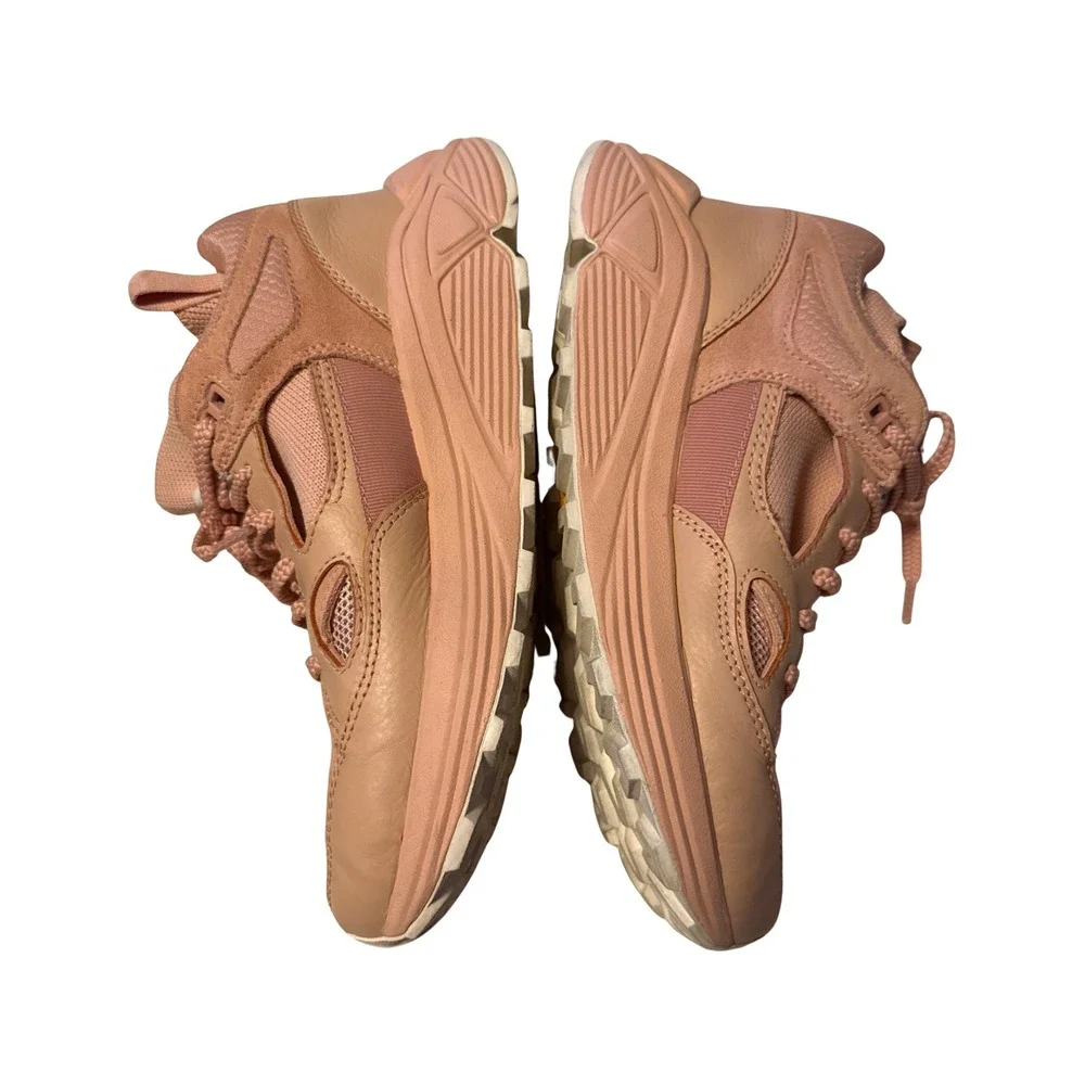Brandblack saga sneakers